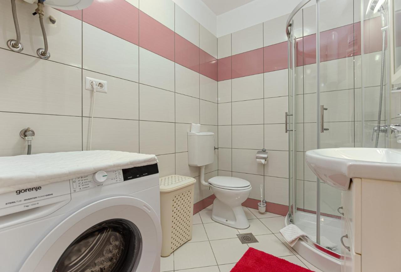 Апартаменты Koraca B4 Kirmenjak Экстерьер фото